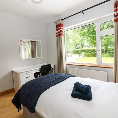 Fort Lodge * Limerick